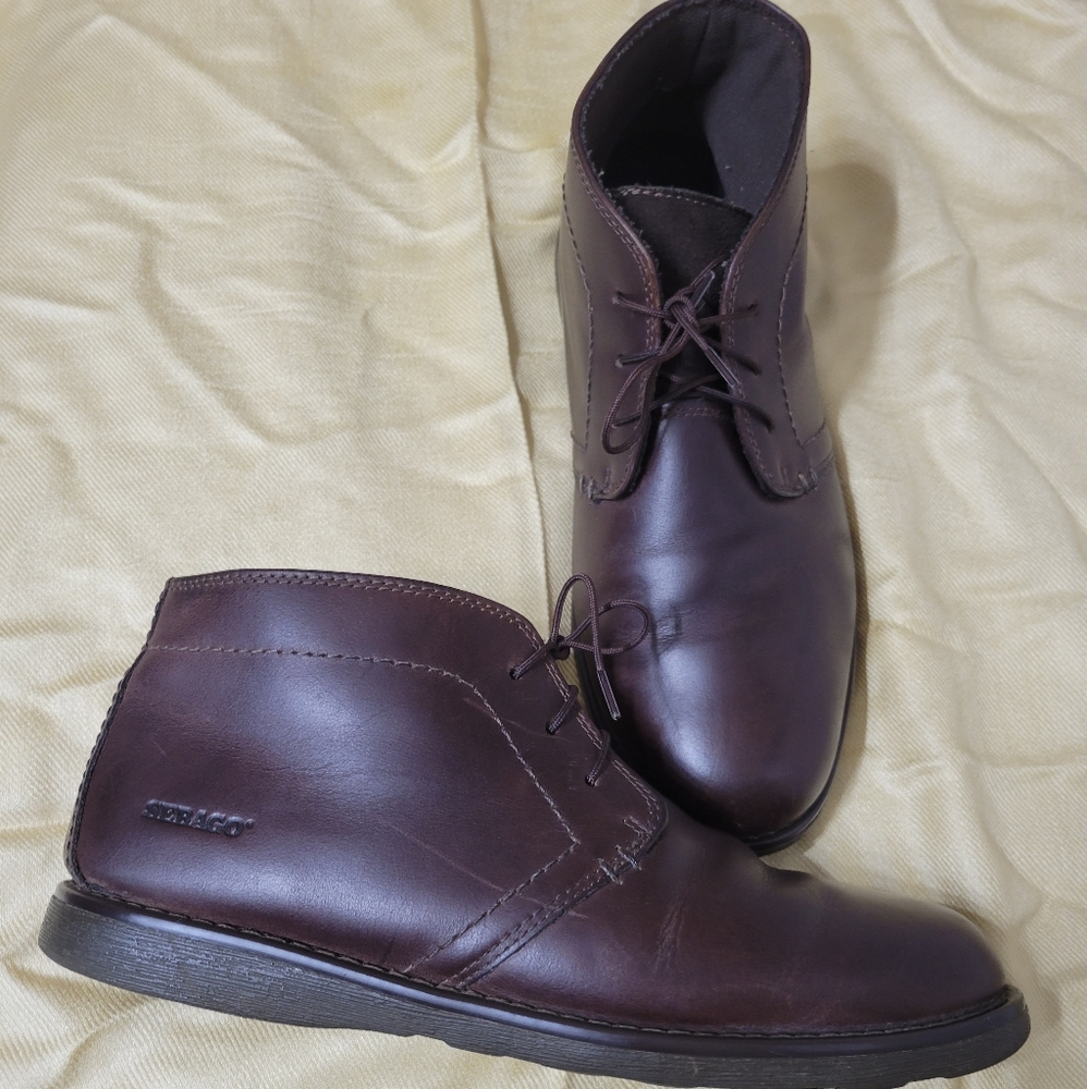 Leather Chukka boots